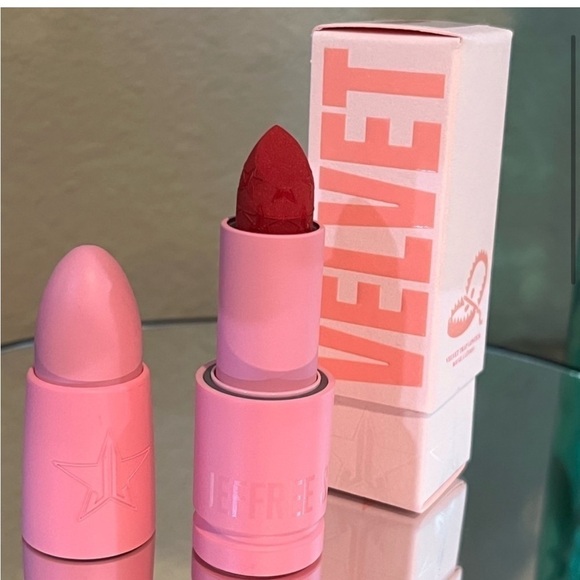 Brand new Jeffree Star Velvet Trap lipstick Redrum New in box full size lipstick - Picture 2 of 5